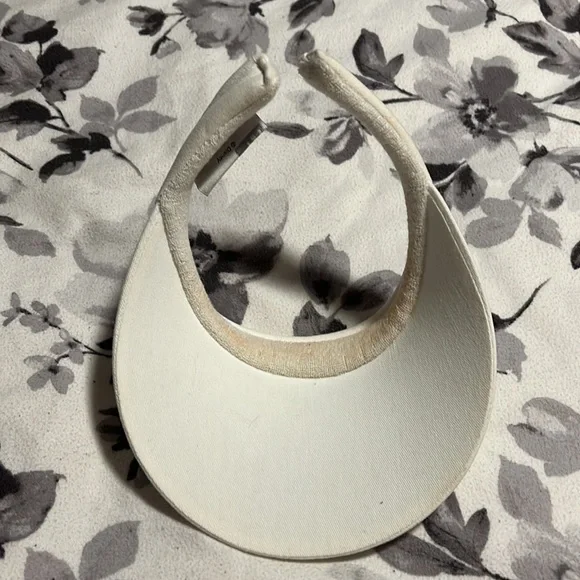 Disneyland Resort Visor - Picture 3 of 4